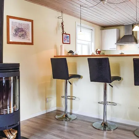 Three-bedroom Holiday In Holiday home Hals