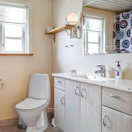 Three-bedroom Holiday In Holiday home *